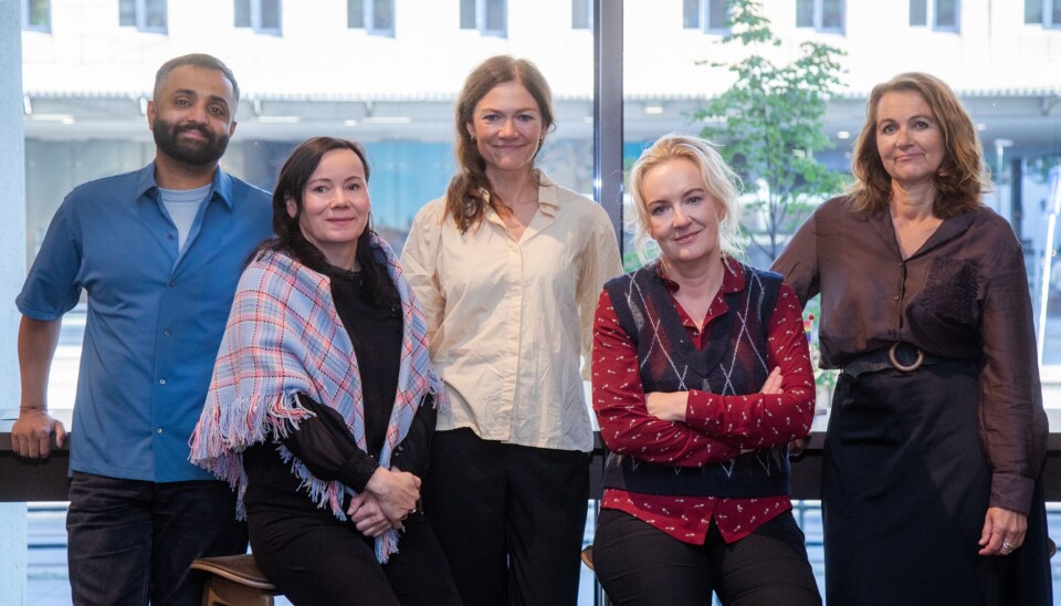 Her er prosjektgruppen som har jobbet ut konseptet som kalles «ungt redaktøransvar» og «ung takeover»: f.v. Ahmed Fawad Ashraf (Avisa Oslo), Kari Lisbeth Hermansen (Ávvir), Solveig Husøy (Norsk Redaktørforening), Liv Skotheim (Bergens Tidende) og Reidun Kjelling Nybø (Norsk Redaktørforening). (Foto: Thomas Brun, NTB Kommunikasjon)
